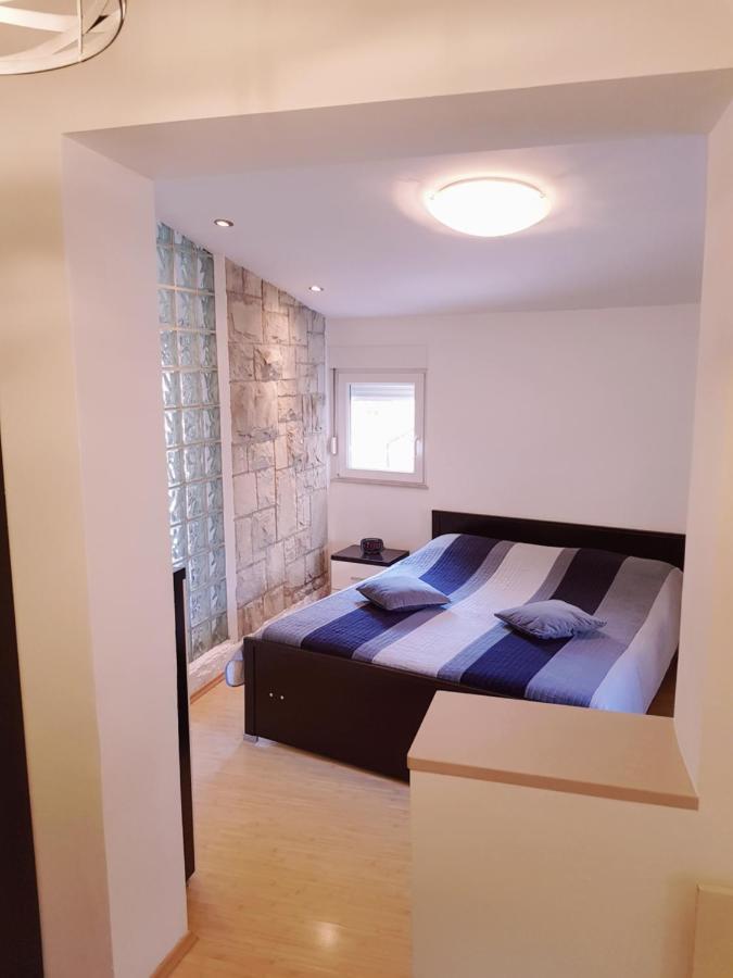 Apartment Centar Omiš Exterior foto